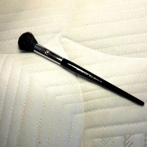 Sephora PRO Small Blush Brush #74